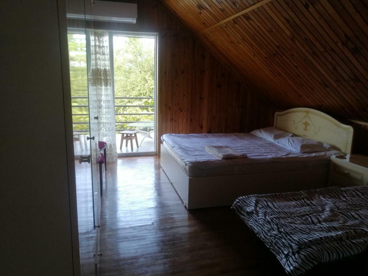 David Dali House Hotell Batumi Eksteriør bilde