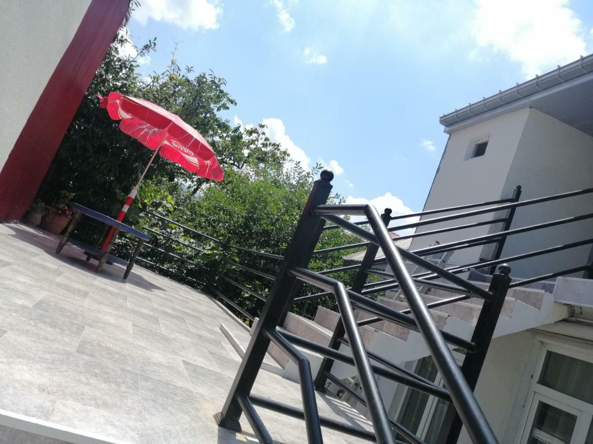 David Dali House Hotell Batumi Eksteriør bilde
